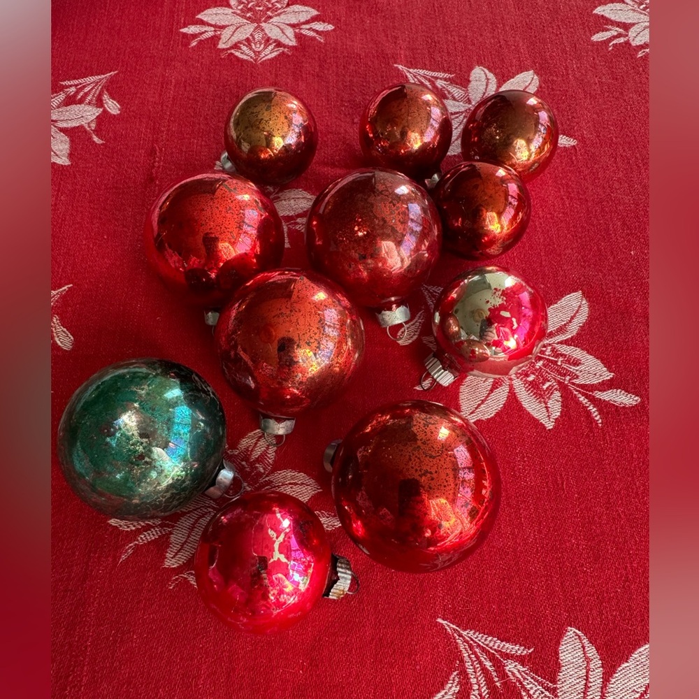 Vintage Christmas Ball Ornaments – Made in the USA (Shiny Brite & More)! 🎄